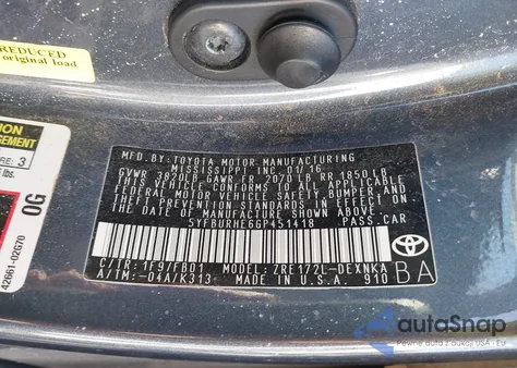 2016 Toyota Corolla Le z USA, uszkodzony, nr VIN 5YFBURHE6GP451418